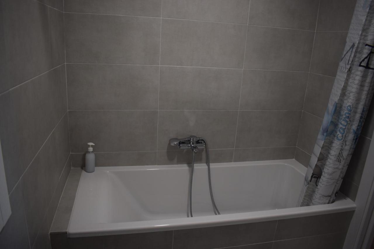 Nuevo Apartamento Centrico Junto Al Mar Vilagarcia de Arousa Zewnętrze zdjęcie